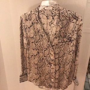 Equipment Keira fawn python blouse